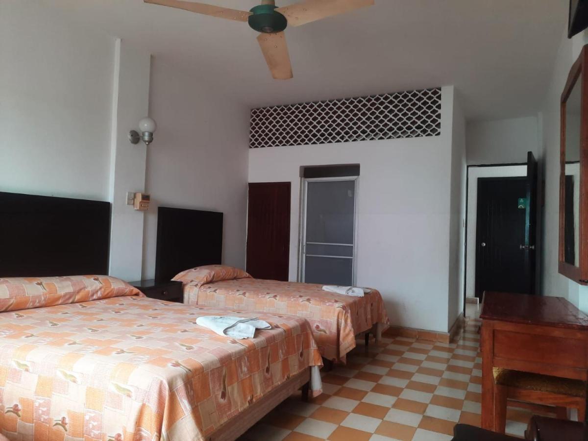 Hotel Acuario Catemaco Dış mekan fotoğraf