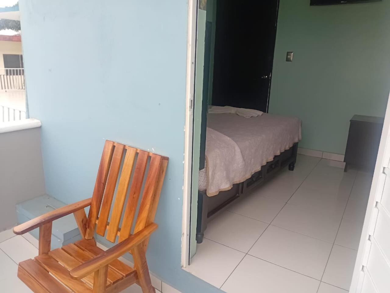 Hotel Acuario Catemaco Dış mekan fotoğraf